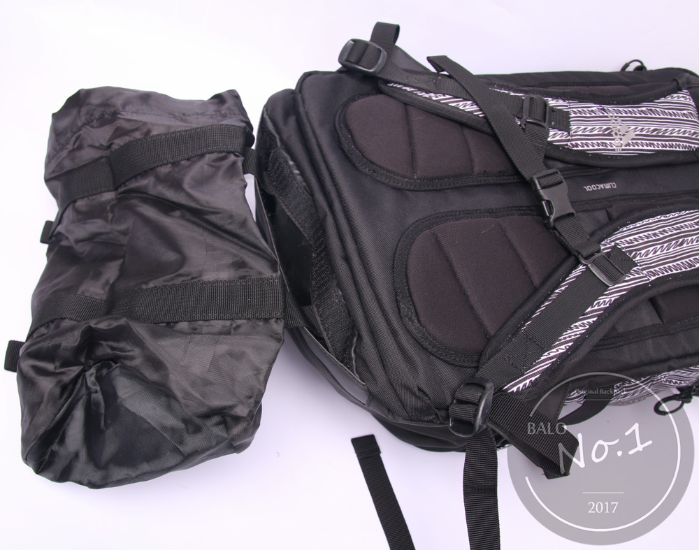 Ngăn tách biệt để đồ dơ Balo Adidas Ops 30L Rucksack